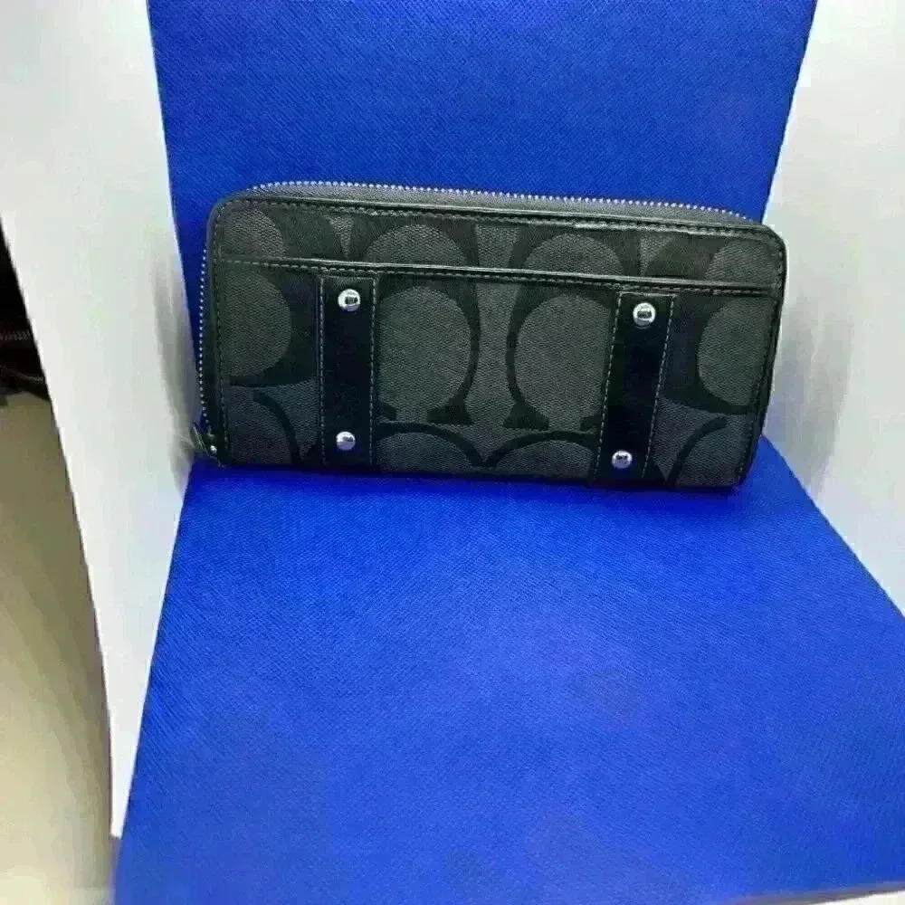 COACH SoHo Zoe Double Buckle Zip Around Clutch Wallet in Black Leather - Picture 3 of 4